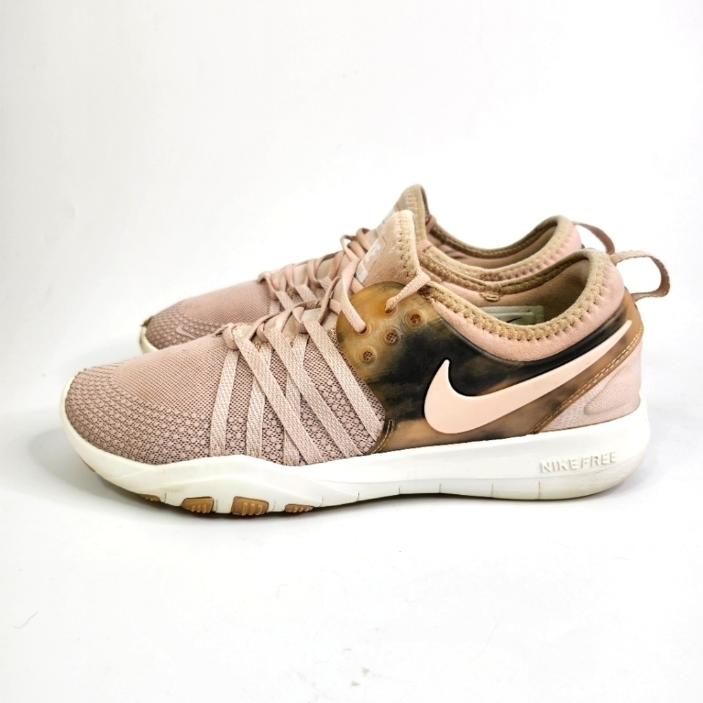 Nike Free TR 7 Running Shoes Womens Size 8.5 Sneakers 904649-600 Pink